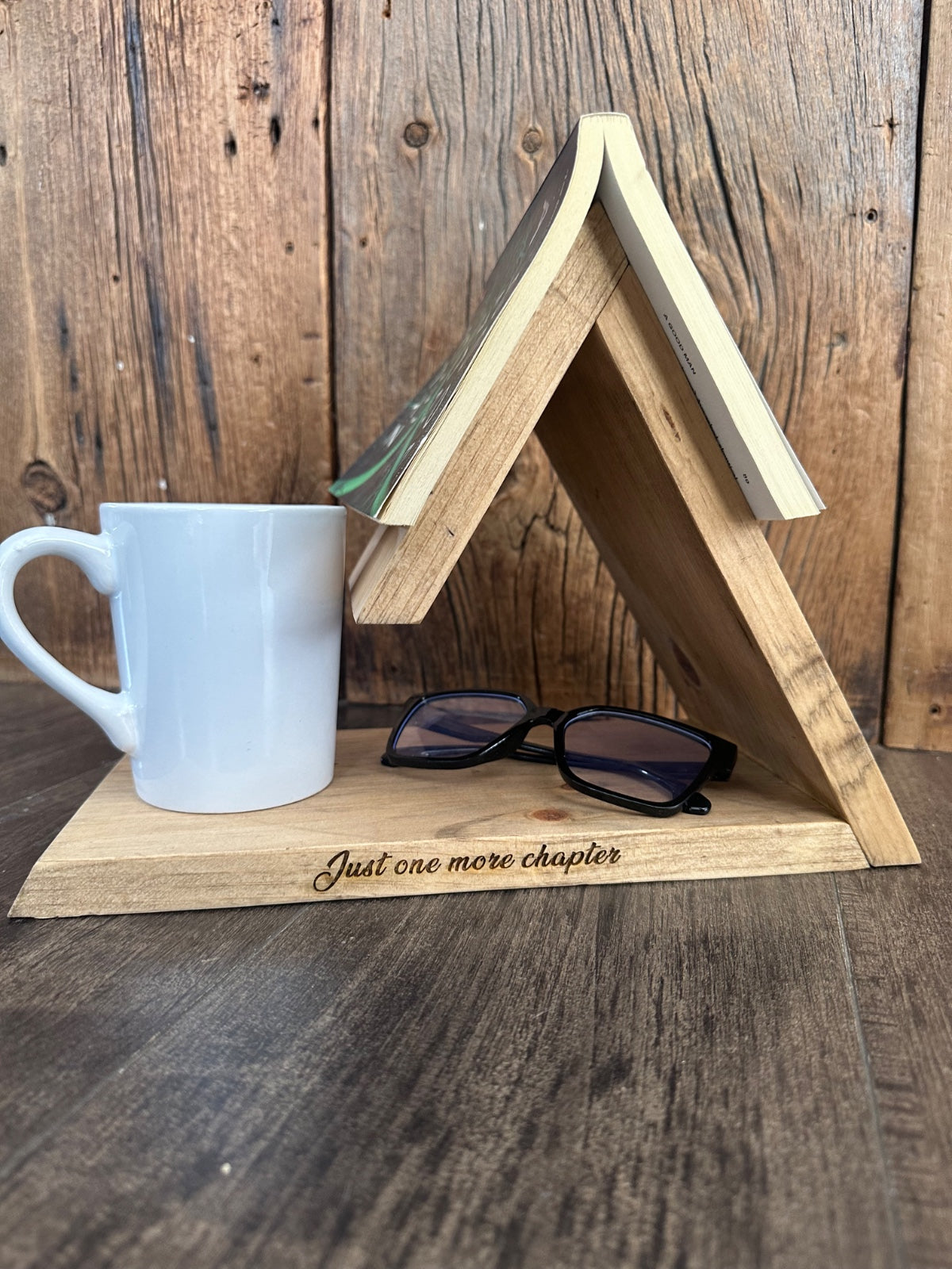 WOOD TRIANGLE BOOK HOLDER