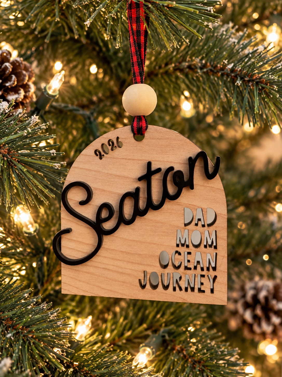FAMILY NAME ORNAMENT